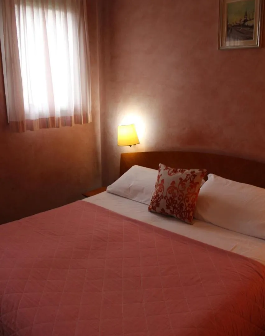 Hotel Doge Venice 3*,
